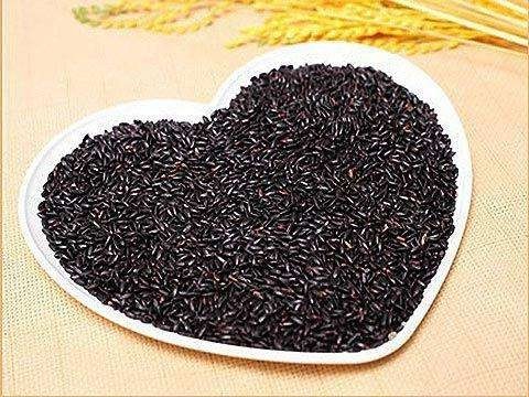 白癜风患者吃哪些食物可以补充黑色素?