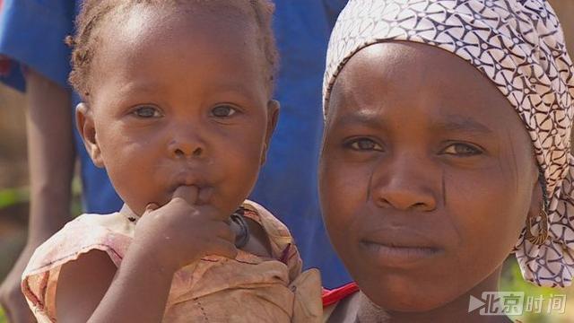 这里过半的女孩15岁前就结婚 女人平均生7.6个孩子 这里过半的女孩15岁前就结婚 女人平均生7.6个孩子