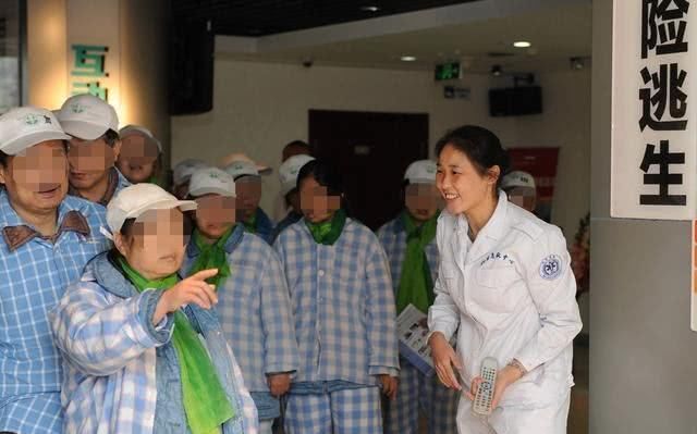 8张图告诉你:精神病人送到精神病院后,精神病