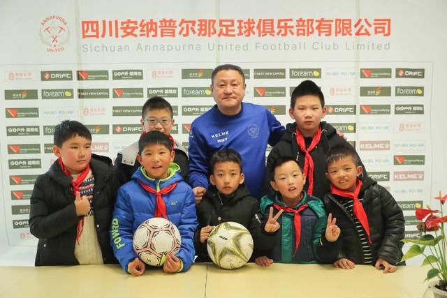 那拿下中乙南区冠军几无悬念 四川足球冲甲希