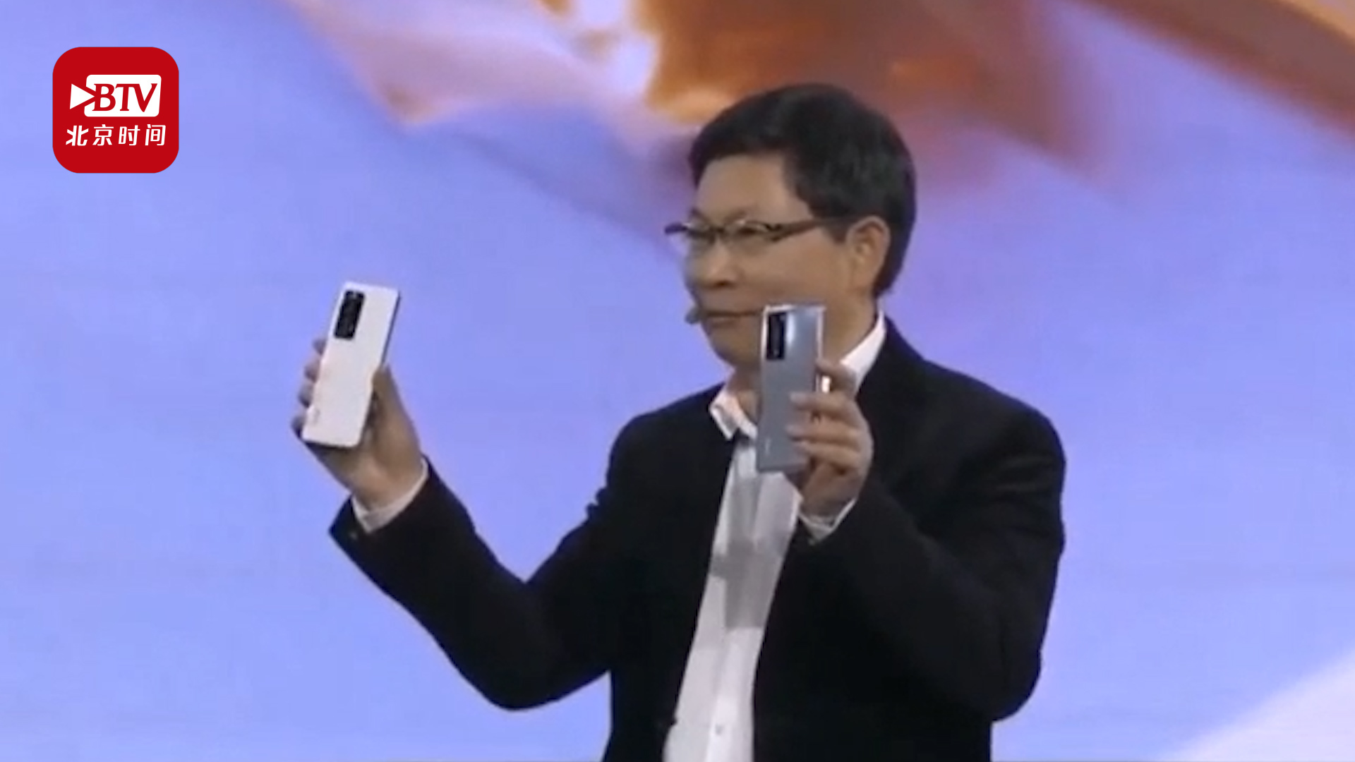 余承东：能做到不用美国器件 目前少量用照顾他们生意