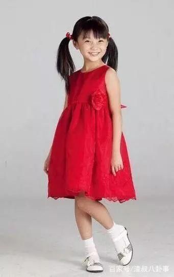 19岁林妙可,19岁李兰迪,星途差太多,气质也相差