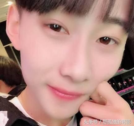 被天佑睡过的女徒弟竟然和方丈…