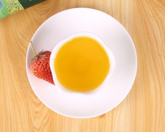 补充方法:每天直接食用5-10毫升胡麻仁油或苏子油,前者含α-亚麻酸为5