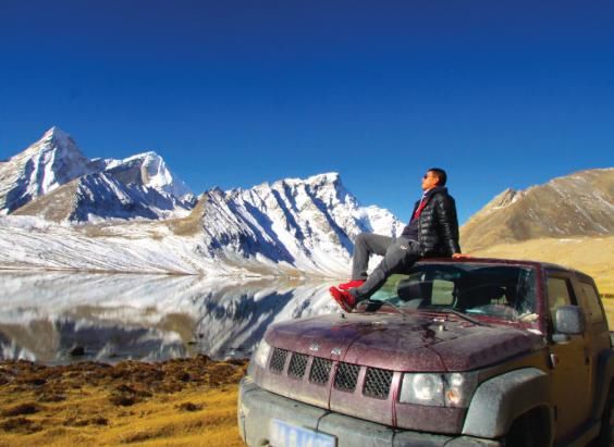 进藏开什么车最合适?霸道太贵,五菱跑的最快