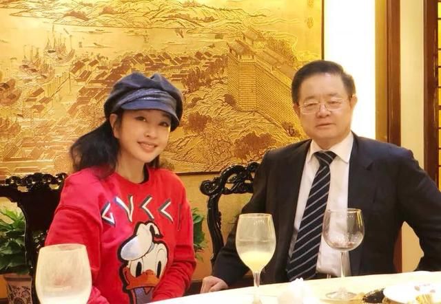 刘晓庆将出自传 讲述其当年坐牢背后不为人知