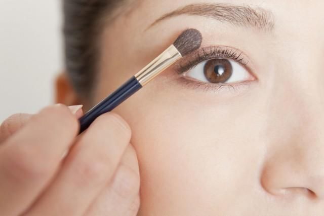 眼睛发炎导致失明 眼睑炎的注意事项