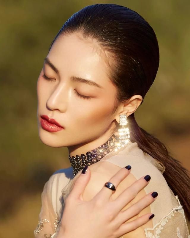 一起戴共享珠宝:整个娱乐圈的女明星,都想整成