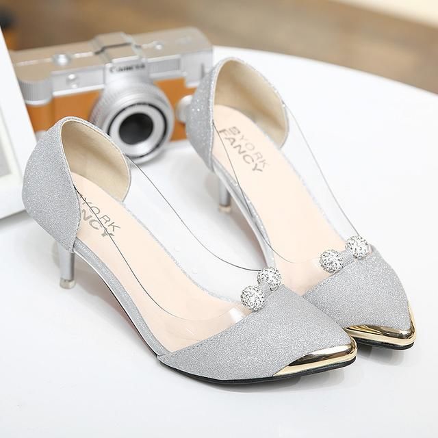 高跟鞋小白鞋早已过时了,18年新上单鞋真洋气