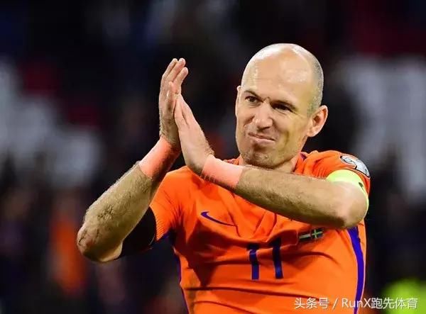 斯内德从国家队退役,当年的世界杯亚军成员们