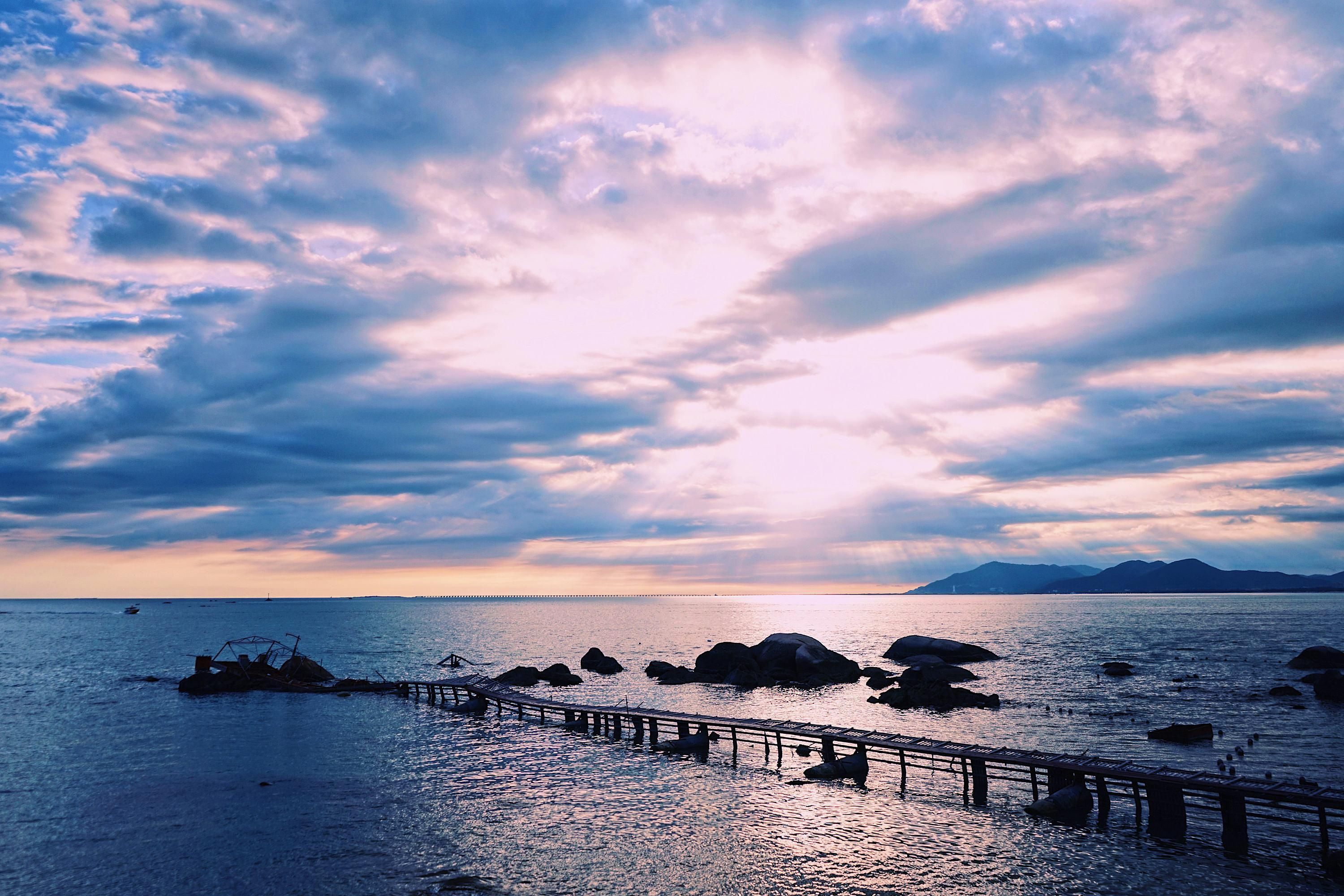 节假日旅游的无奈 ,不是大家都爱看人山人海,实在是没得选