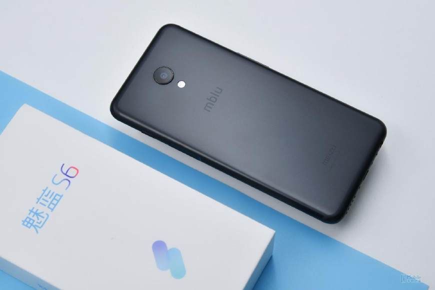 国产最强千元机叫嚣华为荣耀,网友:厉害,真是