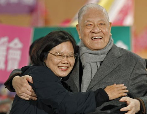 台网友曝李登辉蔡英文共同点:爱日本胜过爱台