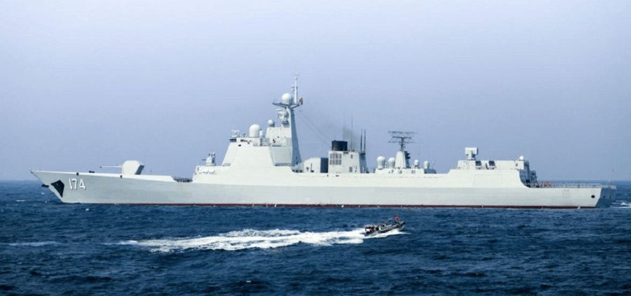 史无前例!中国海军大批战舰云集海峡,台湾大呼