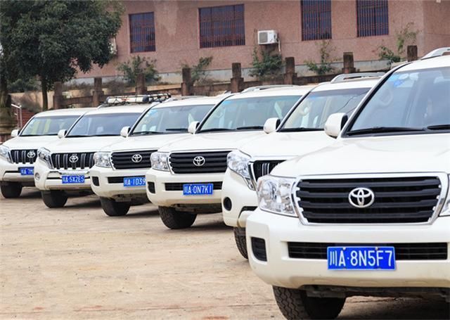 四个人成都到拉萨包车自驾游价格核算标准