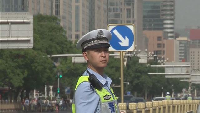 全体停休全员上岗 首都交警确保道路顺畅有序 全体停休全员上岗 首都交警确保道路顺畅有序