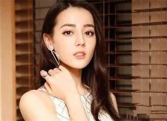 鹿晗选女友的三个标准,迪丽热巴都符合!还有机