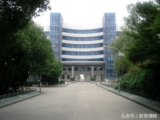 后想当公办学校教师,报考这几所大学的师范专