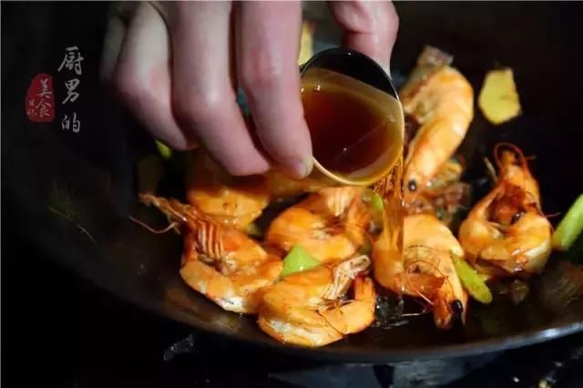 大虾只会水煮吃?教你5种大虾做法,既营养又美