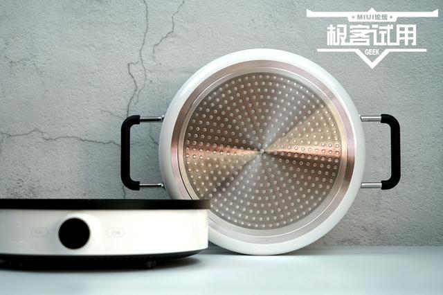 小米公司又一杰作卖至脱销,网友:一千块钱买3