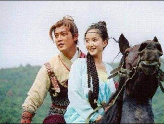 例如在和范冰冰合作的《胭脂雪》中,她就饰演一个爱财如命的恶毒小妾