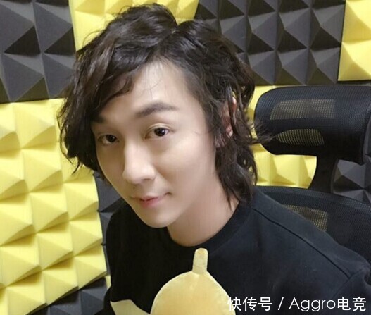 王者荣耀:亚瑟也能Carry?张大仙式出装浪完还