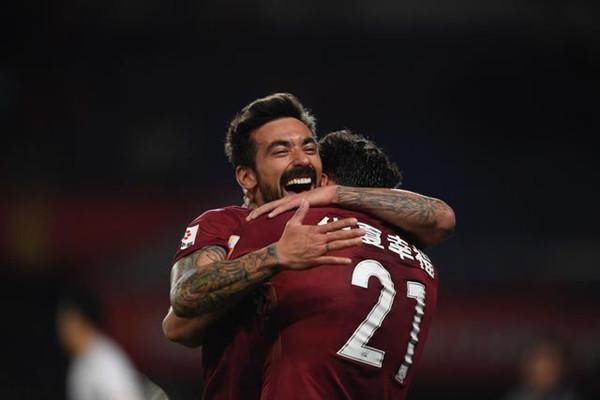 天王或降薪重返欧洲!球迷:中超开始造星-北京时间