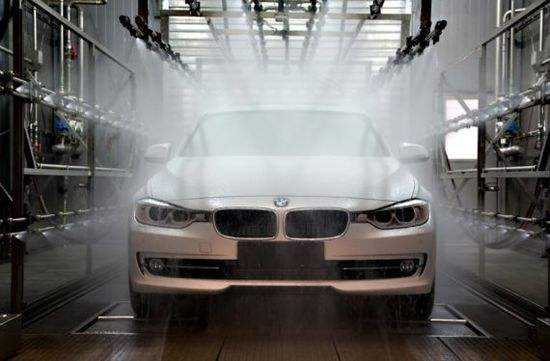 辽宁省华晨汽车集团位居中国汽车工业三十强第