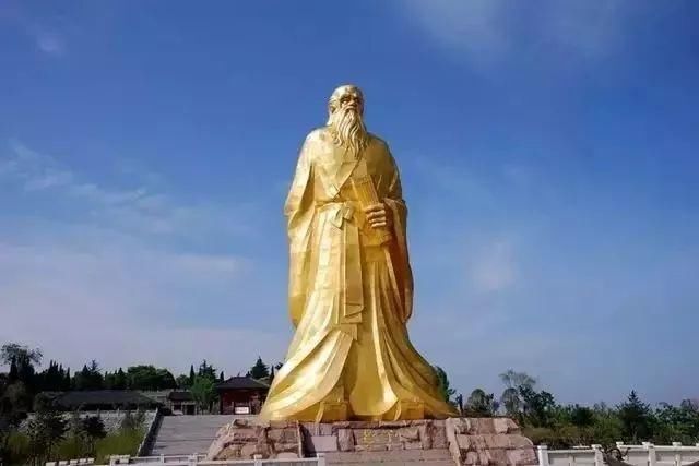 自古以来,函谷关就是秦王朝的东大门,"东出函谷以扫六合",千百年间