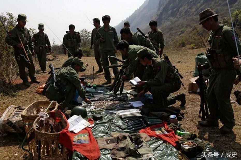 果敢军击退缅军缴获弹药