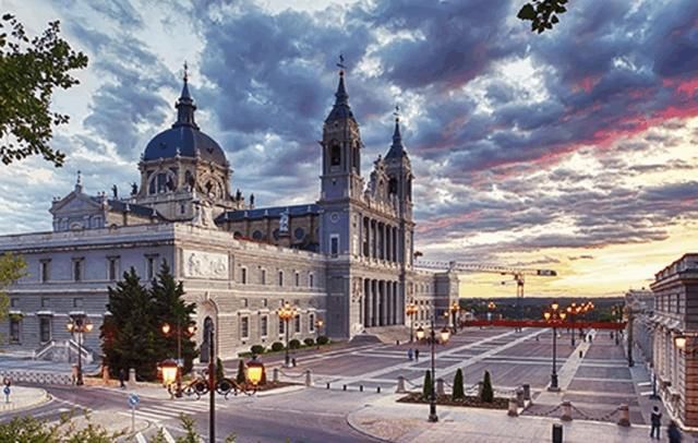 法国有29家世界500强企业,美国有132家,你猜日