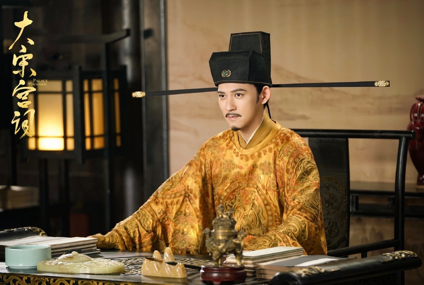 3月17日,电视剧《大宋宫词》在官方微博发布主演刘涛,周渝民的剧照,并