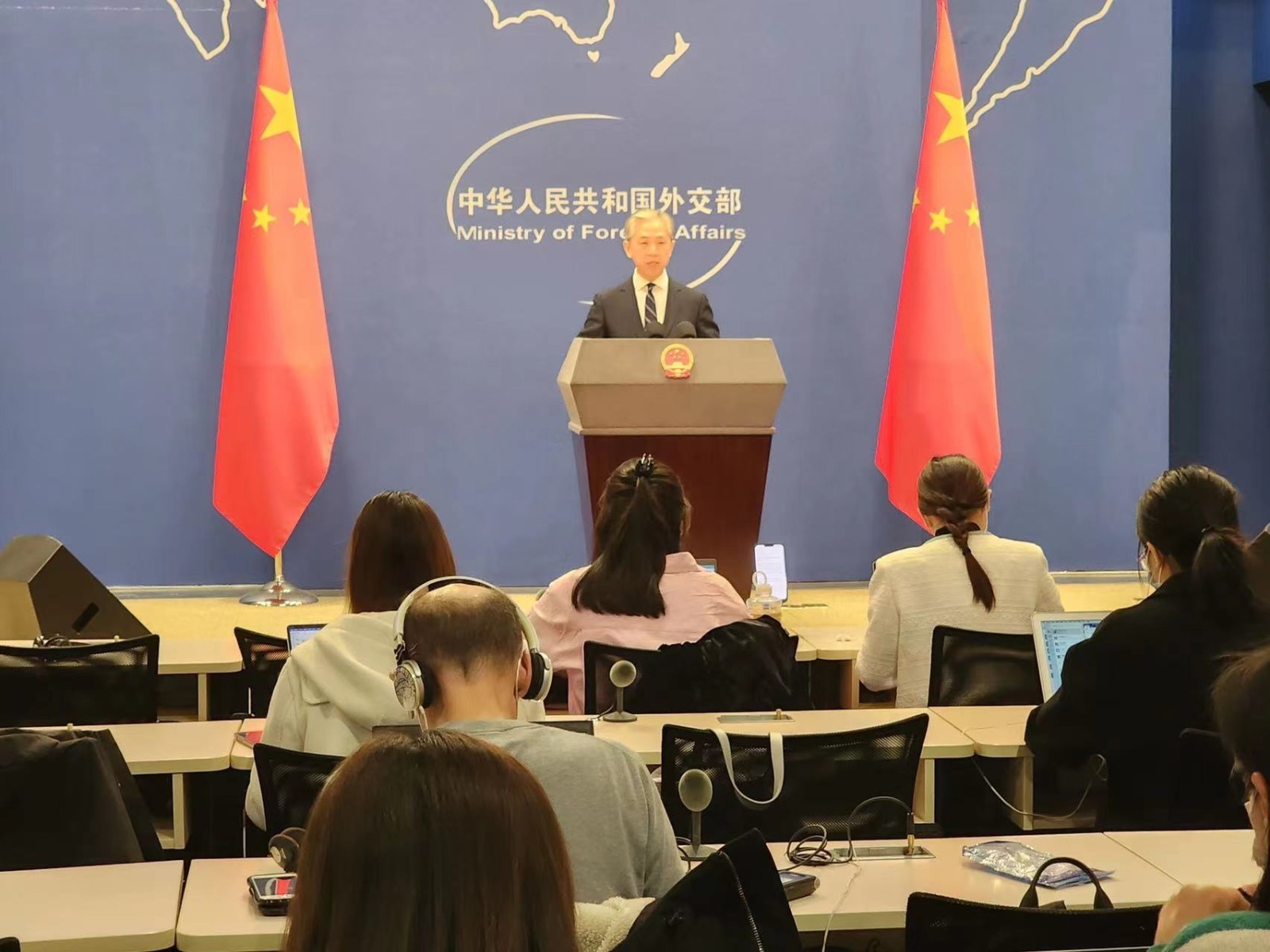 外交部:中国代表70多国作共同发言对改进全球人权治理有积极意义_北京时间