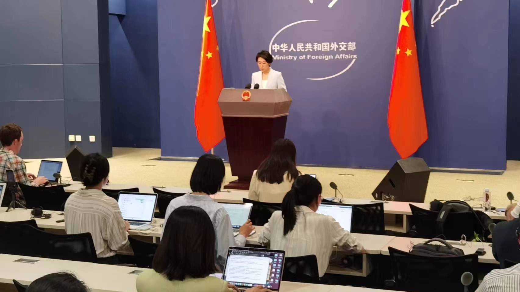 外交部回应网络和数据安全相关问题
