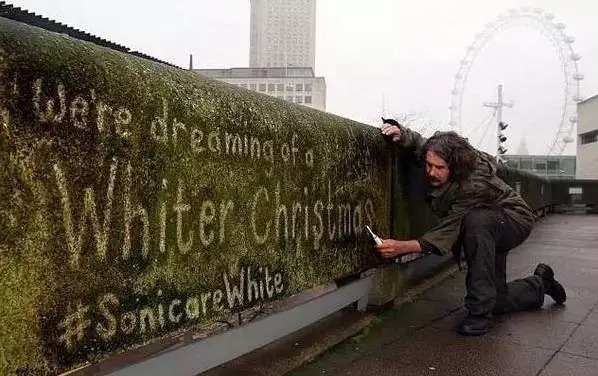 疯狂清洁工将灰尘玩成艺术品,为环保发出了最