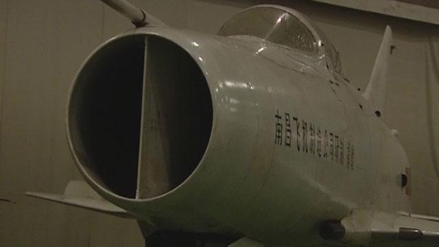 歼-12空战性能优 接近美军三代机