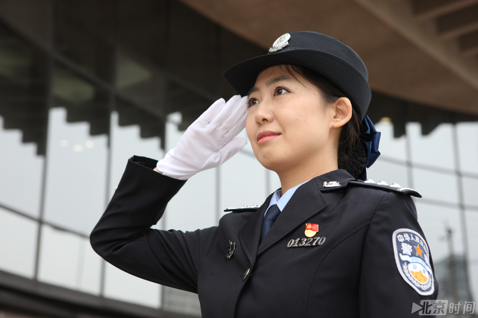 刘婧光荣获评2018"北京榜样最美警察"主题活动6月上榜人物,刘婧是北京