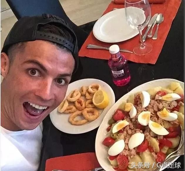 33岁的C罗 23岁的身体,一个人扛起整个葡萄牙