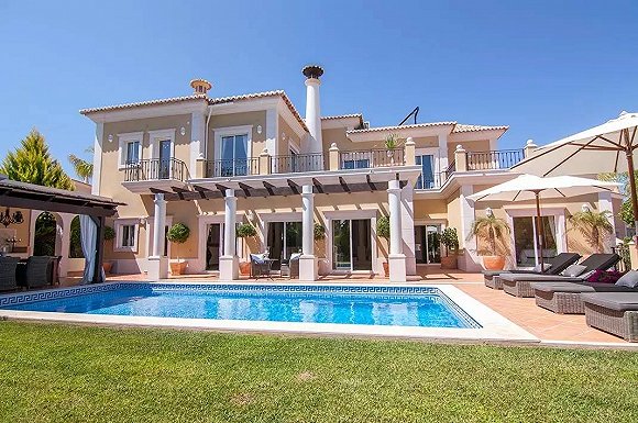 中国移民申请者领走近8成葡萄牙黄金签证,5年