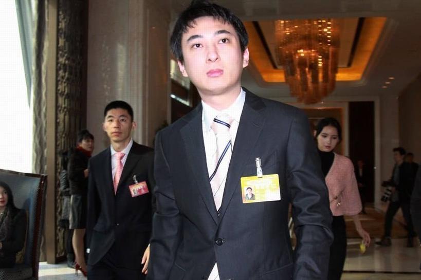 王思聪发飙大骂吴迪:见一次打一次,不弄死他老