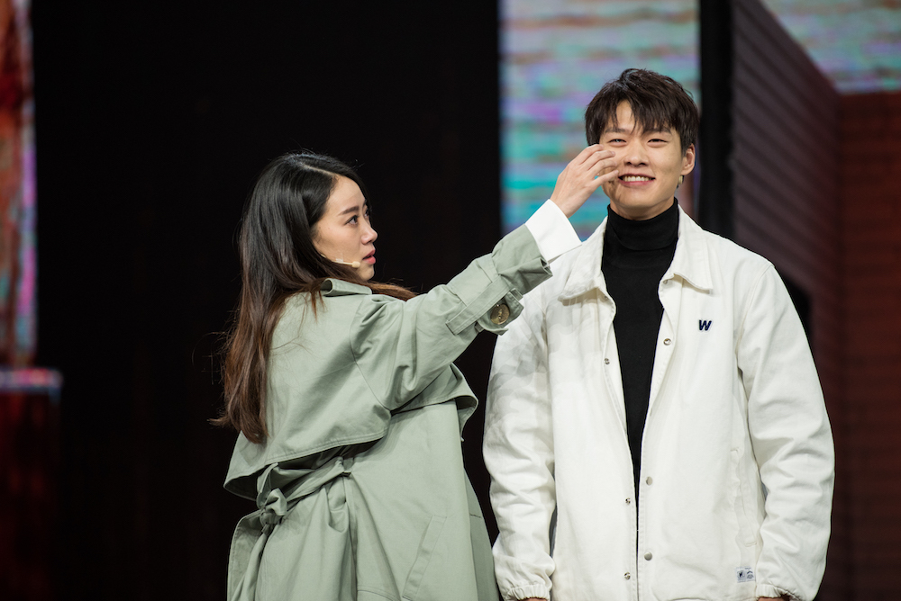 进击的魏大勋《喜剧总动员》证明演技 秦岚以