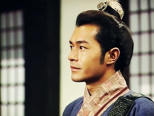 古天乐当年旧照被翻出,颜值不输当红小生,难怪