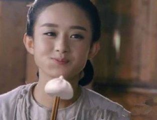 看郑爽吃东西太敷衍了,难怪那么瘦!还是看赵丽