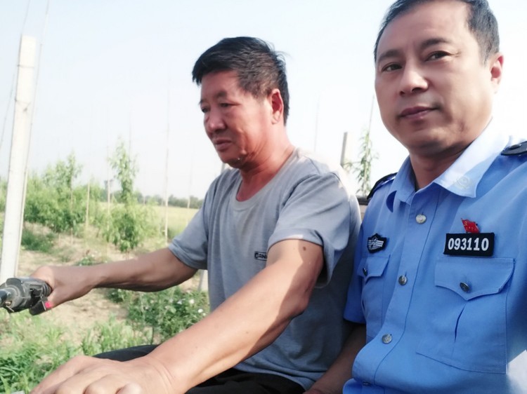 山西万荣有一位让青春和汗水在故土飞扬的人民警察