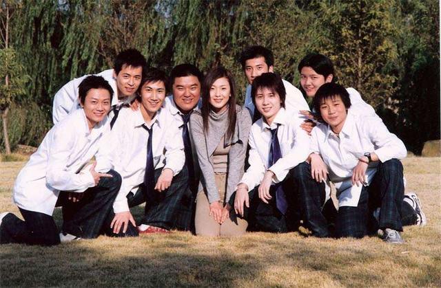 十八岁的天空》裴佩老师如今成了郑爽班主任?