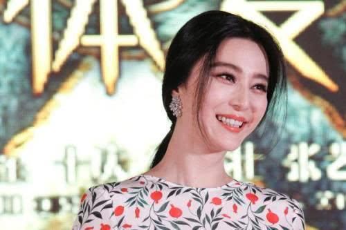 和姐姐范冰冰相差19岁,范丞丞首次回应姐弟关