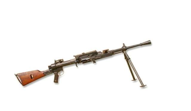 M1930巨坑的一把武器,在二战中严重消弱了意