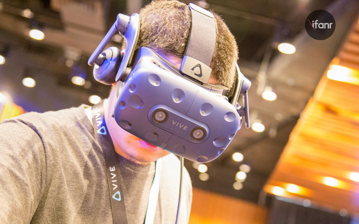 组一套《头号玩家》世界中的 vr 套装,得花多少钱?