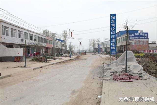 南阳: 苍台镇闫庄村新农村建设正在按部就班的