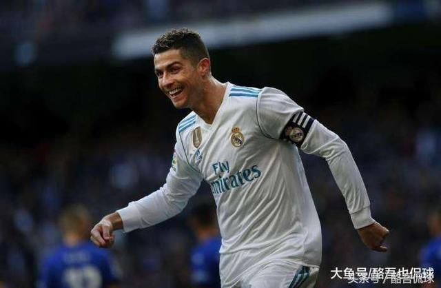 国家队进球数排名:C罗高居第三,梅西勉强入围